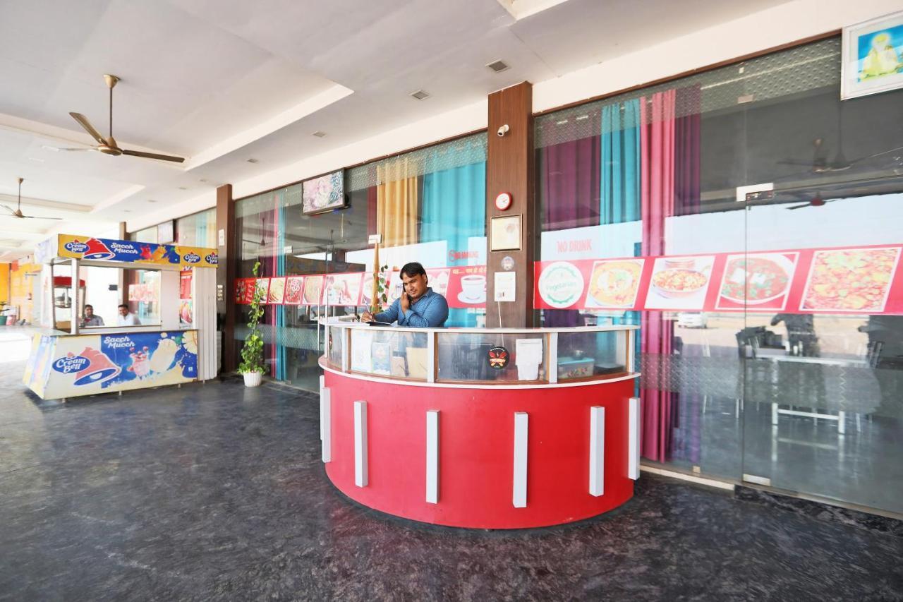 Oyo 63528 60 Milestone Hotel Tibri Exterior photo